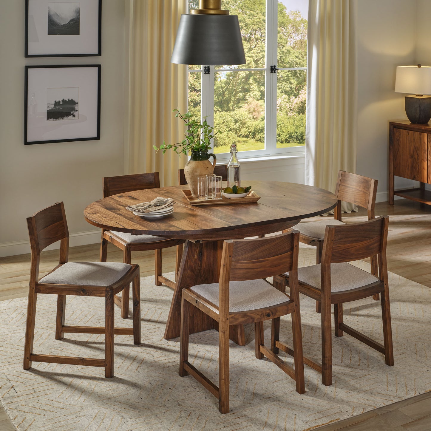 Saranac 46-inch Round Dining Table