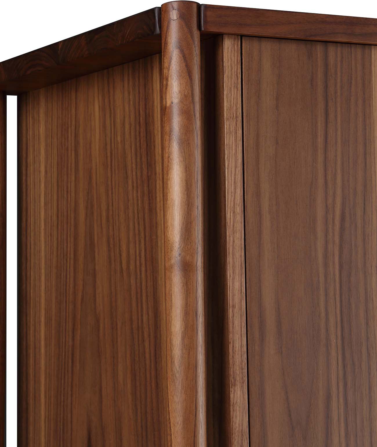 Walnut Grove Gentleman's Chest - Stickley Furniture | Mattress