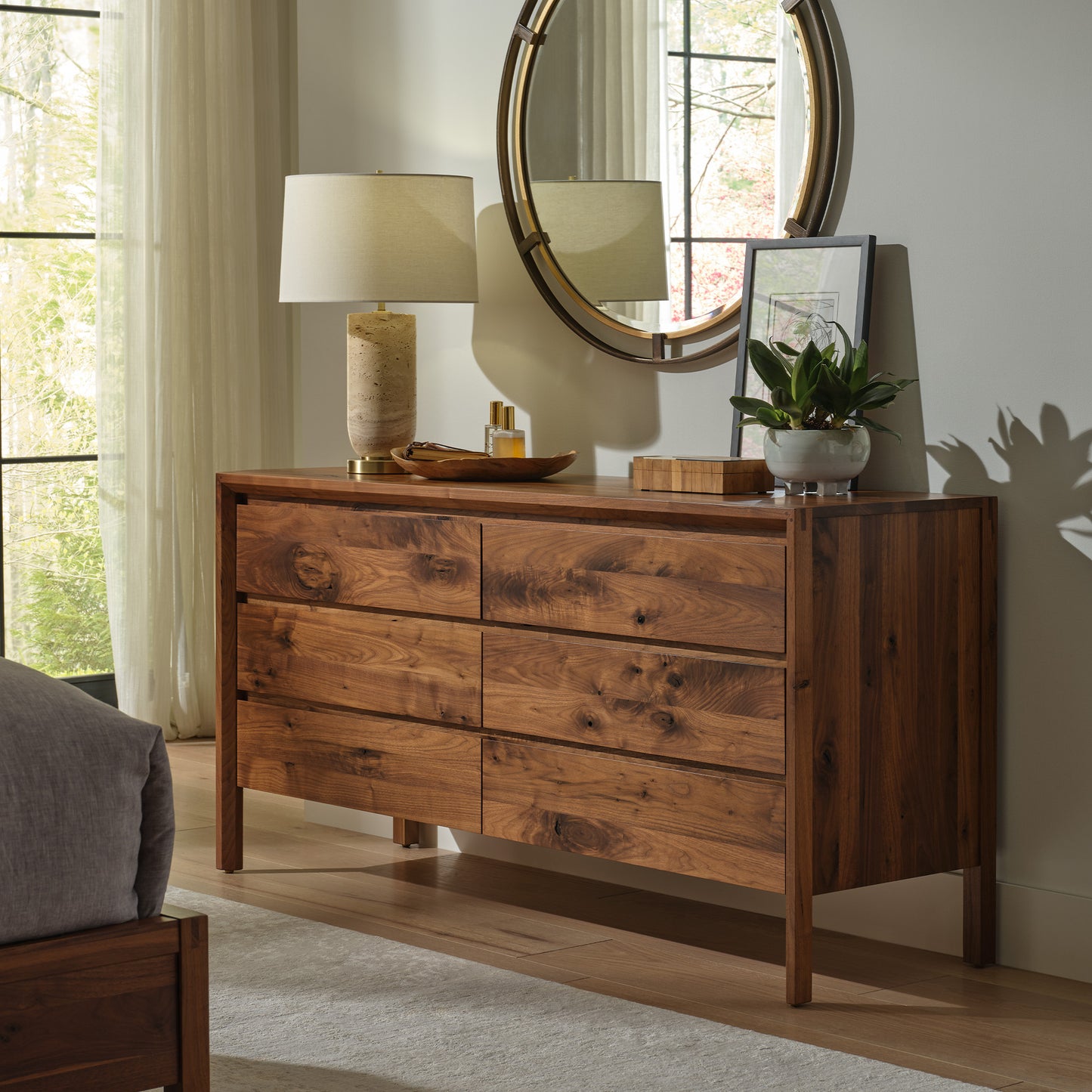 Saranac Dresser