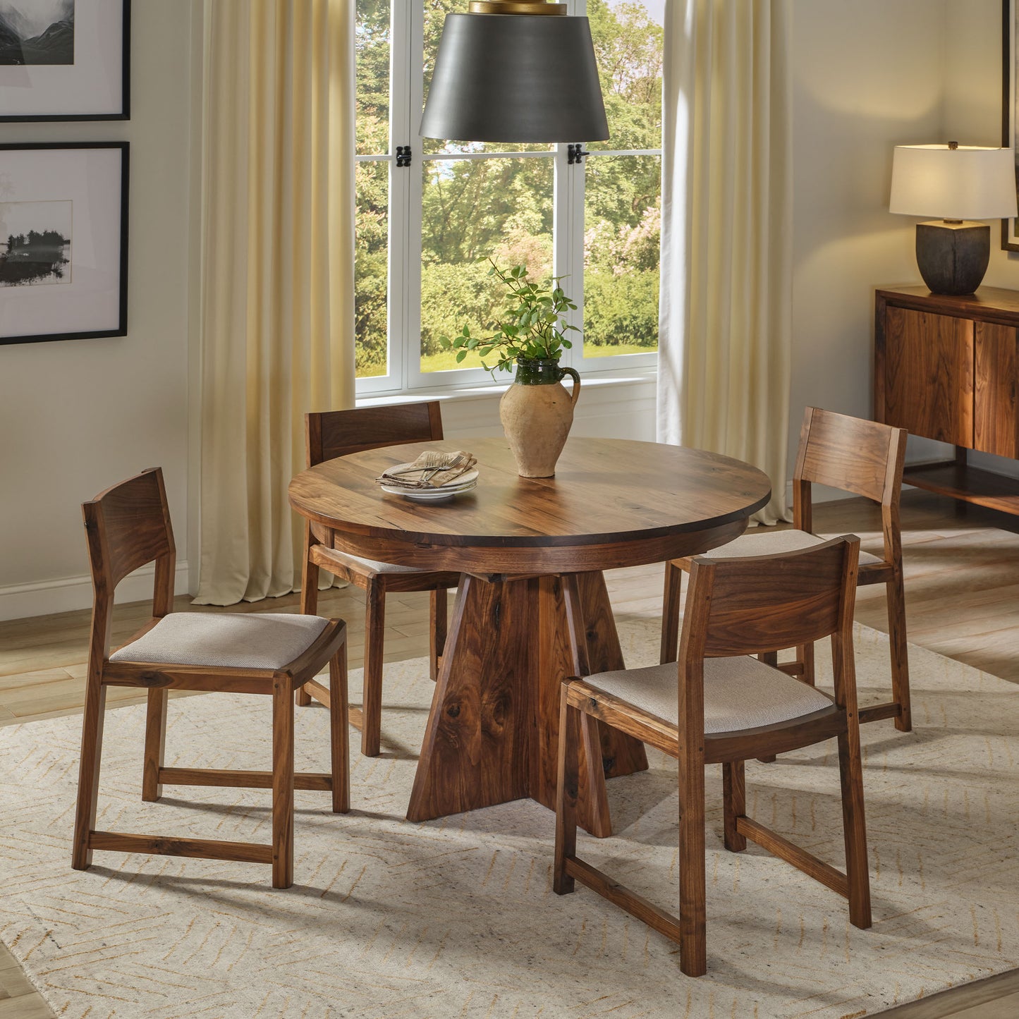 Saranac 46-inch Round Dining Table