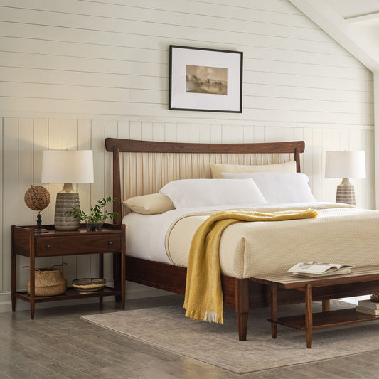 Hudson Valley Scooped Nightstand - Stickley Furniture | Mattress