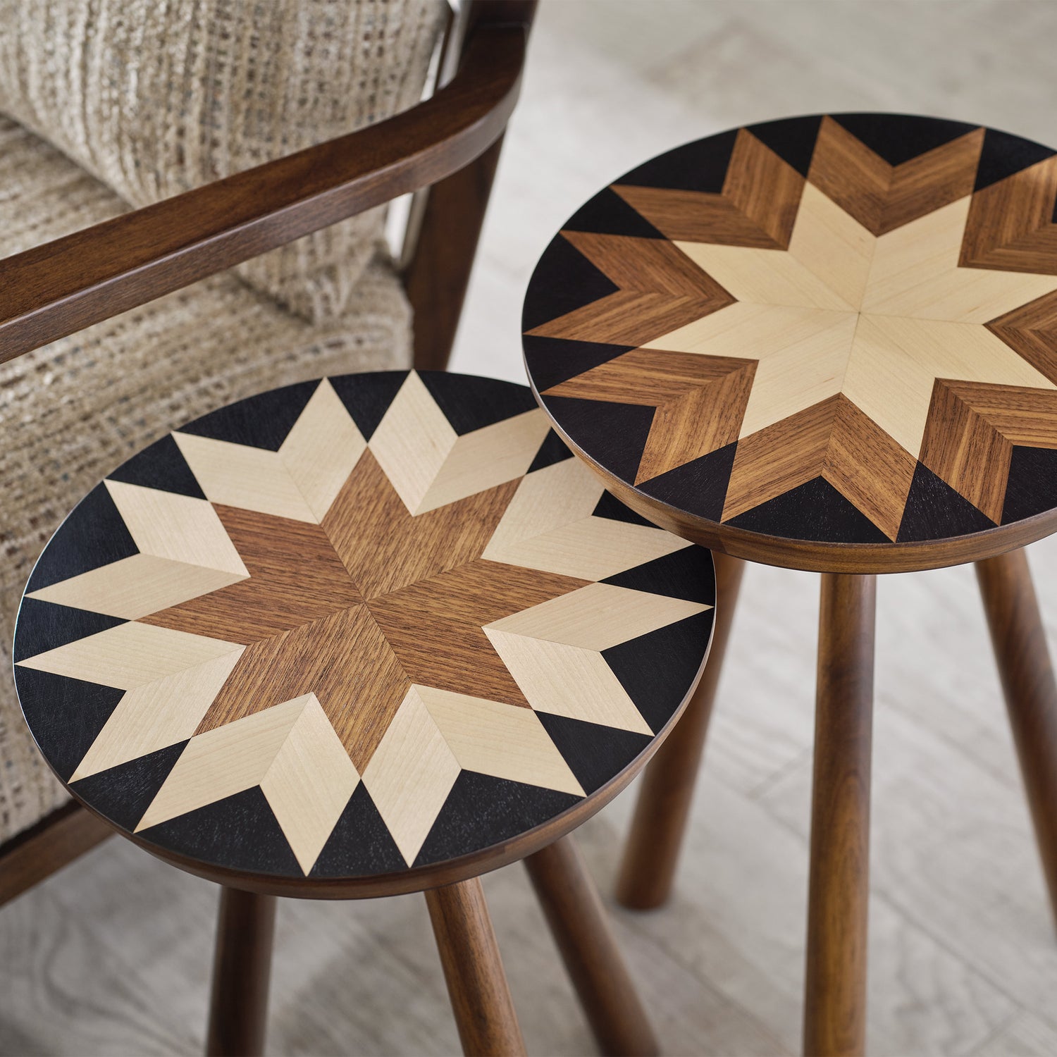 Hudson Valley 22-inch Drink Table - Stickley Furniture | Mattress