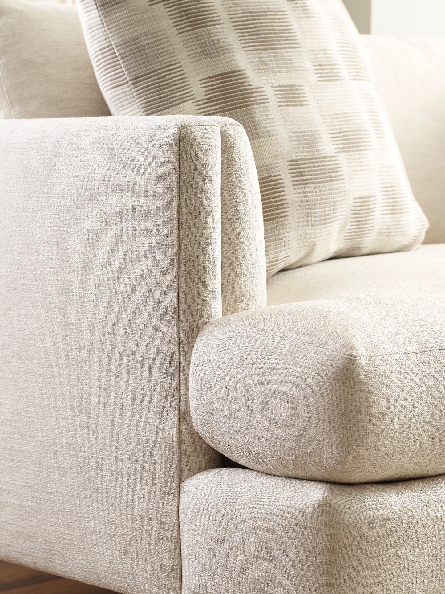 Surrey Hills Three-Seat Tuxedo-Arm Sofa - Stickley Furniture | Mattress