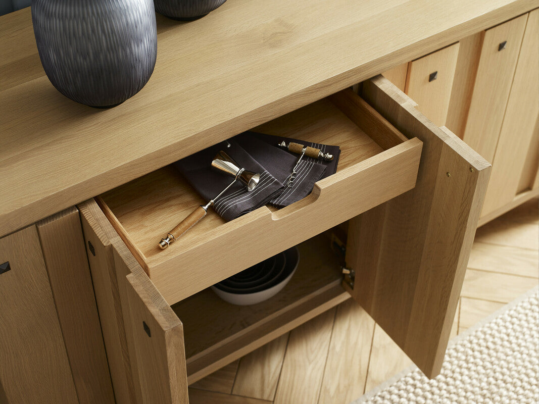 Welland Sideboard - Stickley Furniture | Mattress